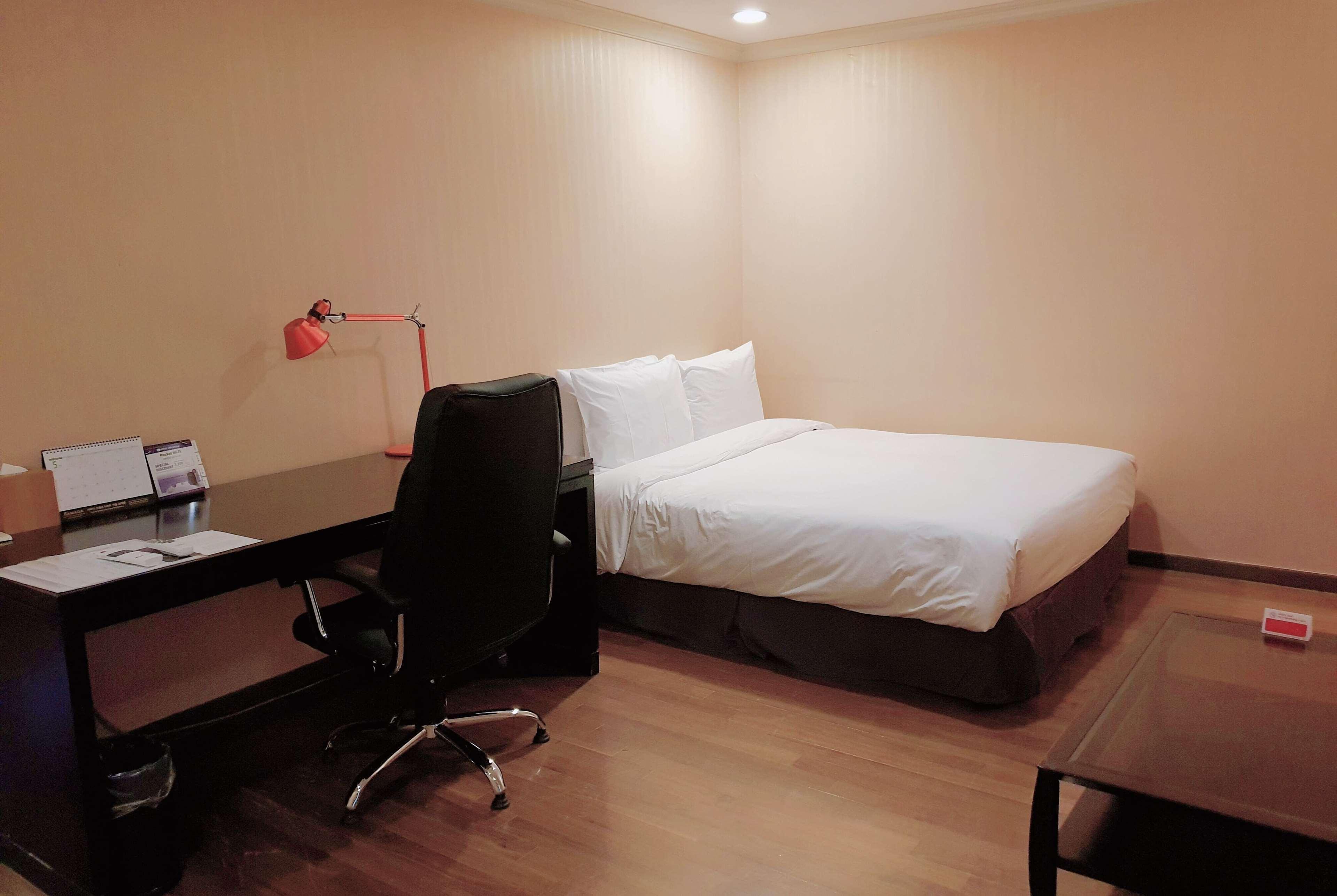 รามาดา โฮเทล แอนด์ สวีท นัมแดมุน Hotel โซล ภายนอก รูปภาพ