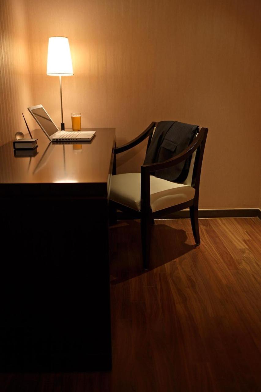 รามาดา โฮเทล แอนด์ สวีท นัมแดมุน Hotel โซล ห้อง รูปภาพ